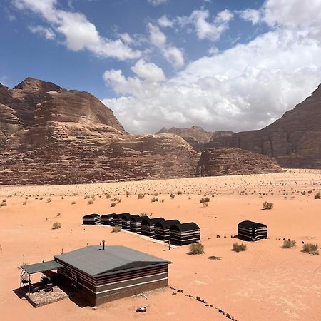 Bedouin Yoga & Trekking Camp Wadi Rum Hotel Exterior photo