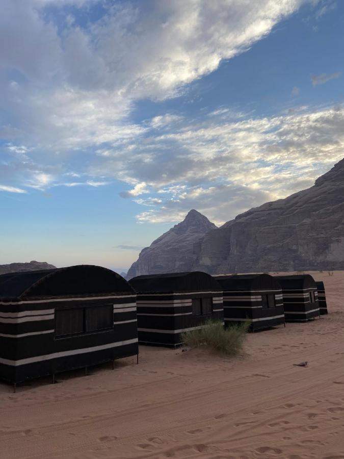 Bedouin Yoga & Trekking Camp Wadi Rum Hotel Exterior photo